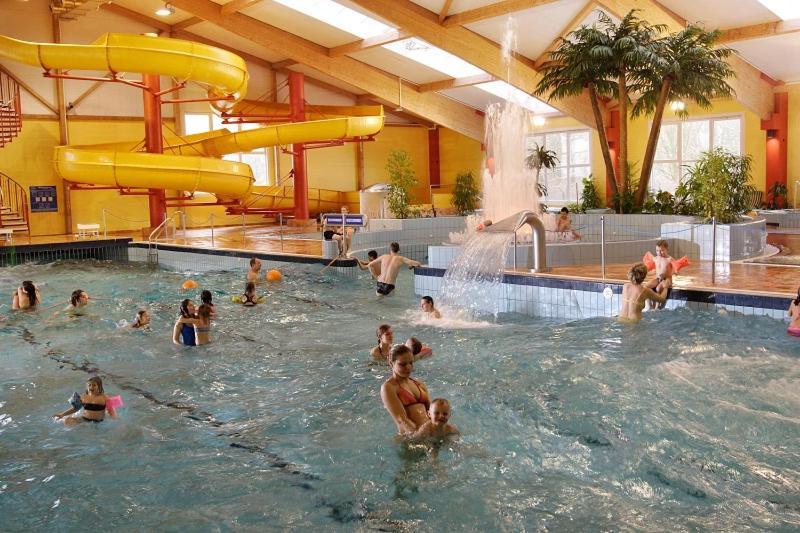 Sporthotel Neuruppin - Apartmenthaus Mit Ferienwohnungen Dış mekan fotoğraf