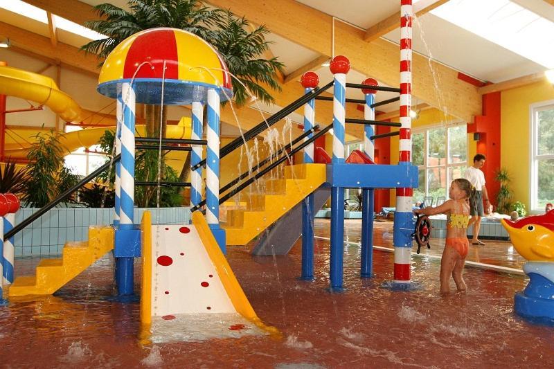 Sporthotel Neuruppin - Apartmenthaus Mit Ferienwohnungen Dış mekan fotoğraf