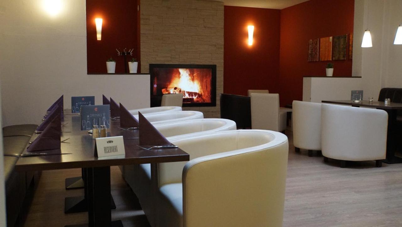 Sporthotel Neuruppin - Apartmenthaus Mit Ferienwohnungen Dış mekan fotoğraf