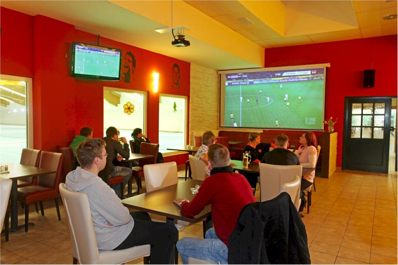 Sporthotel Neuruppin - Apartmenthaus Mit Ferienwohnungen Dış mekan fotoğraf